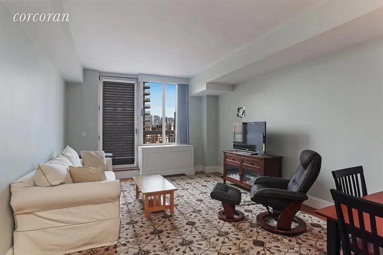 New York City Real Estate | View 170 East 87th Street, W19F | 2 Beds, 2 Baths | View 1