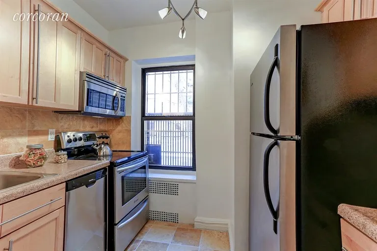New York City Real Estate | View 230 Park Place, 1D | Kitchen | View 4