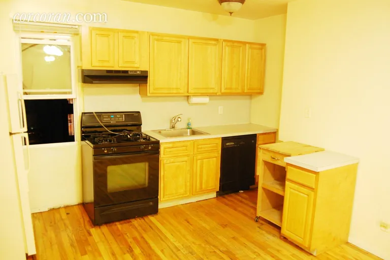 New York City Real Estate | View 122 2nd Street, 1 | room 3 | View 4