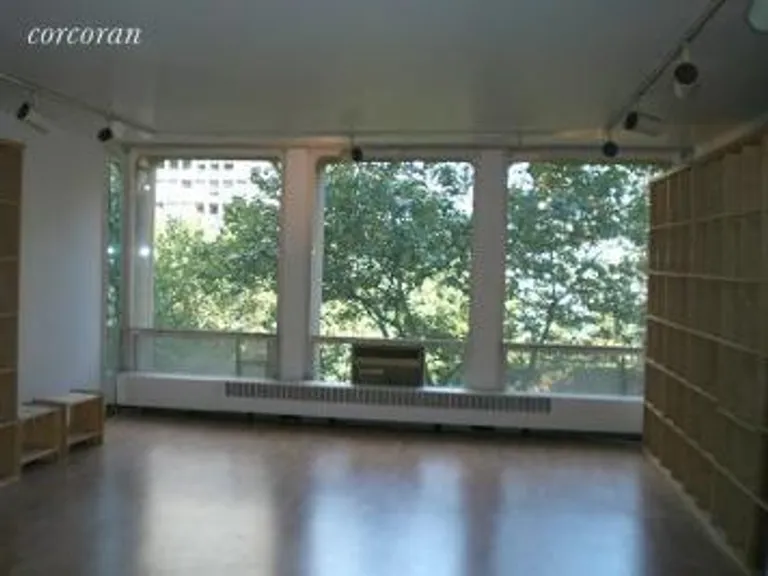 New York City Real Estate | View 343 East 30th Street, 4A | 1 Bed, 1 Bath | View 1