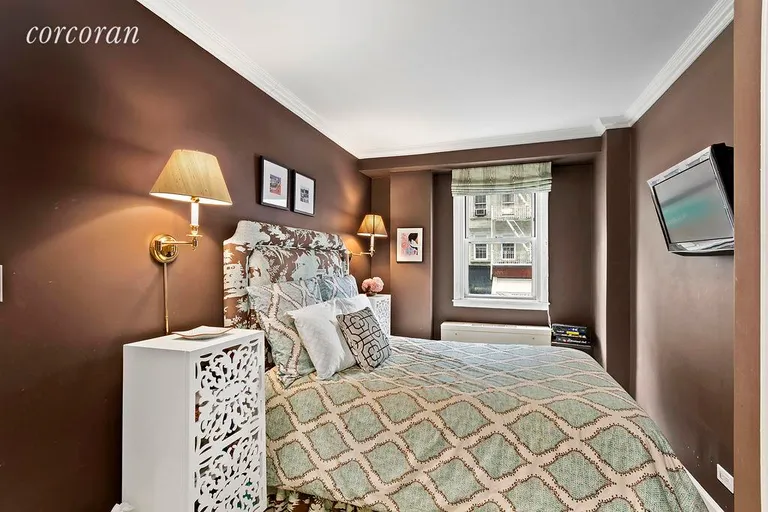 New York City Real Estate | View 123 East 75th Street, 2D | 1 | View 3