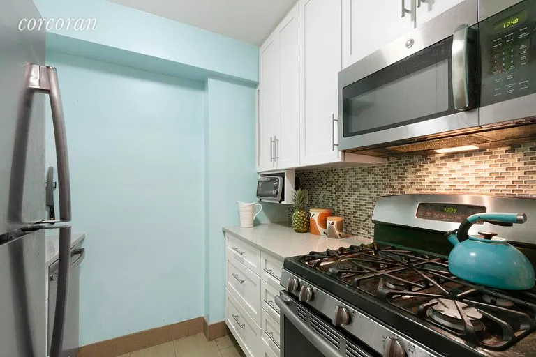 New York City Real Estate | View 123 East 75th Street, 2D | 4 | View 4