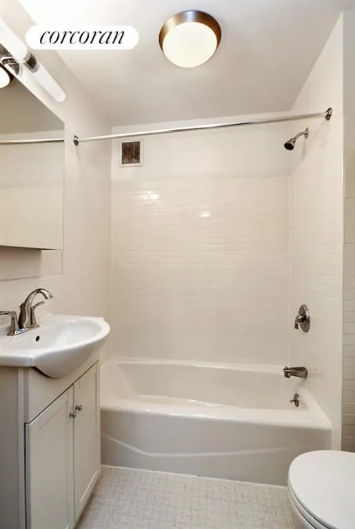 New York City Real Estate | View 23 West 68th Street, 1f | Bathroom | View 4