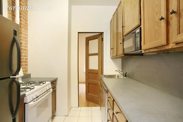 New York City Real Estate | View 161 East 81st Street, 3E | room 1 | View 2