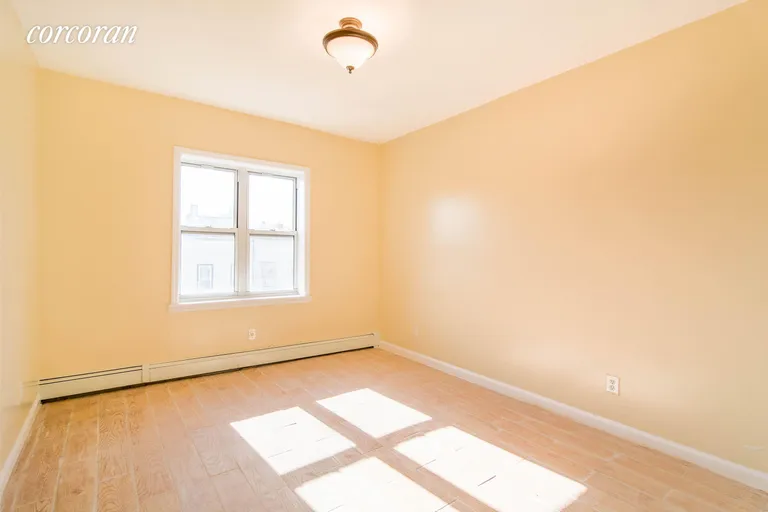New York City Real Estate | View 195 Stanhope Street, 3F | room 4 | View 5