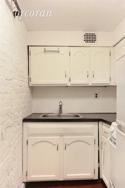 New York City Real Estate | View 311 West 82nd Street, 1A | White Kitchen | View 4
