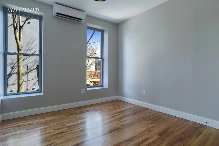 New York City Real Estate | View 109 Albany Avenue, 1 | room 2 | View 3