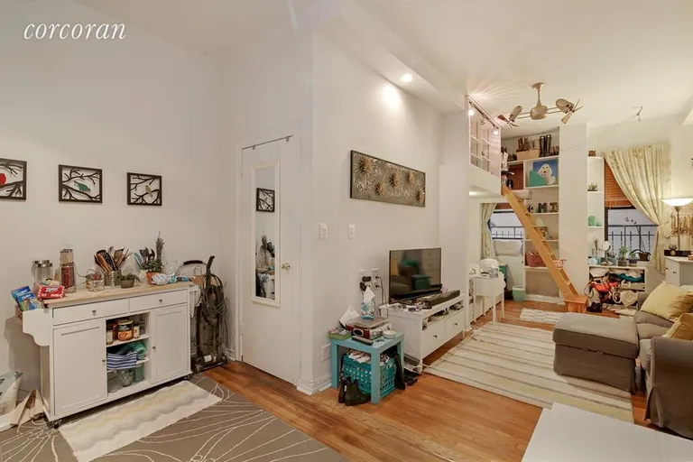New York City Real Estate | View 140 West 69th Street, 99B | 1 Bath | View 1
