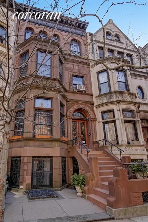 New York City Real Estate | View 28 Montgomery Place, Garden | 1.5 Beds, 1 Bath | View 1