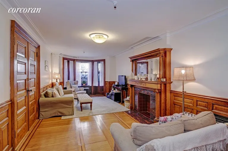 New York City Real Estate | View 28 Montgomery Place, Garden | Living Room | View 2