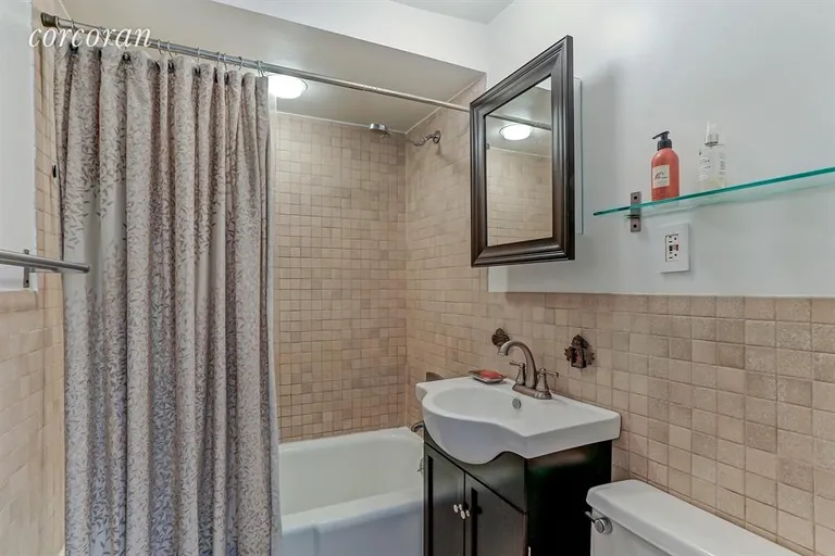 New York City Real Estate | View 214 Saint Johns Place, 5 | Bathroom | View 8
