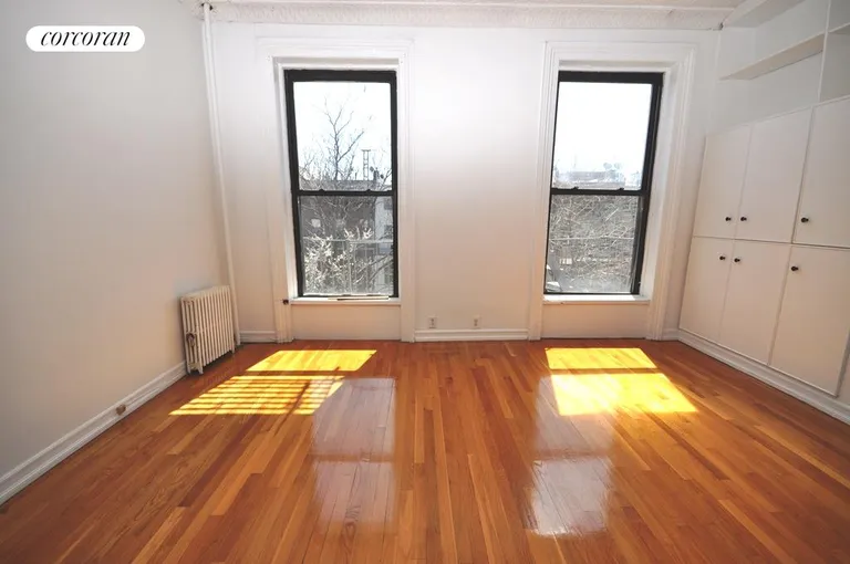 New York City Real Estate | View 142 Summit Street, 2 | room 1 | View 2