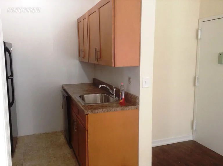 New York City Real Estate | View 480 Nostrand Avenue, 1 | room 3 | View 4