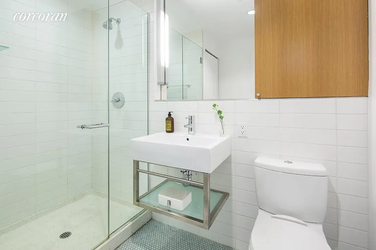 New York City Real Estate | View 109 3rd Street, 5 | Main Level Full Bathroom | View 6