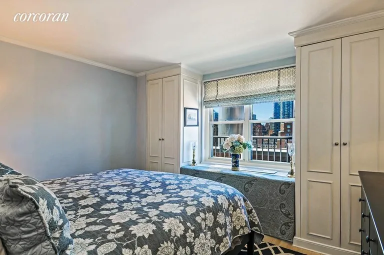 New York City Real Estate | View 444 East 75th Street, 20C | King Sized Master Bedroom with Custom Built-ins | View 6