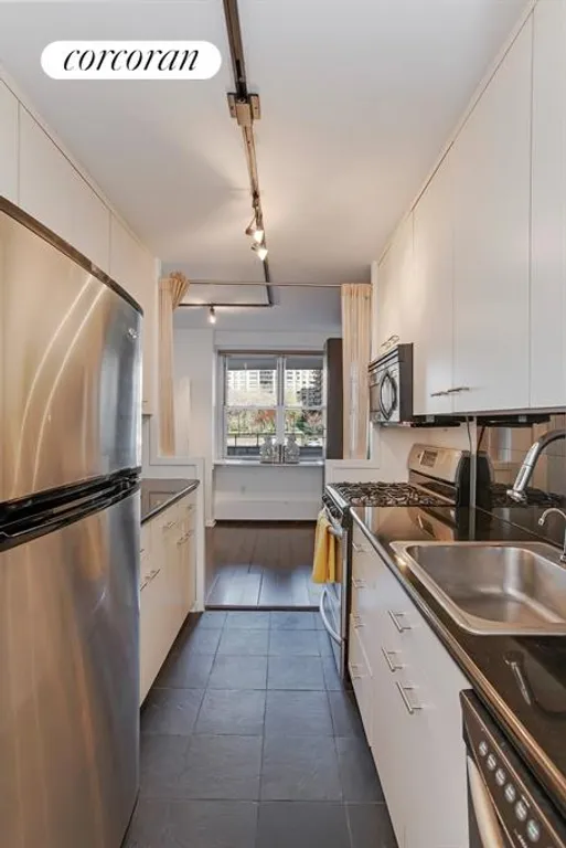 New York City Real Estate | View 303 West 66th Street, 3LW | Kitchen | View 2