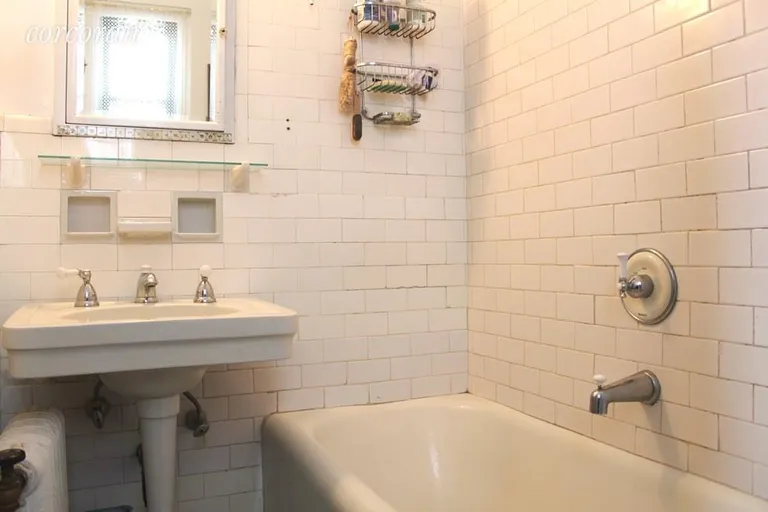 New York City Real Estate | View 50 Plaza Street East, 11B | Pristine Original Detailed Master Bathroom | View 10