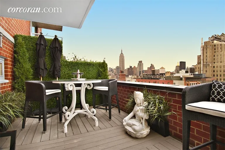 New York City Real Estate | View 270 West 17th Street, 19C | Views of the Empire State Building | View 5