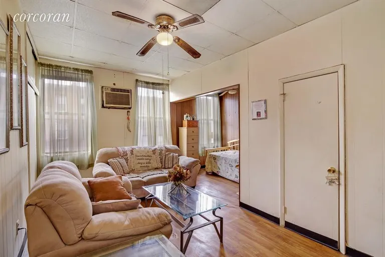 New York City Real Estate | View 467 Carroll Street | Living Room | View 2