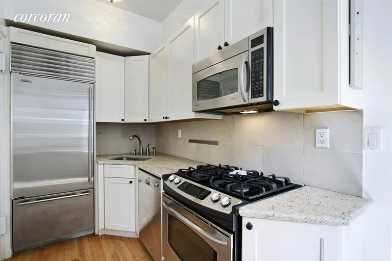 New York City Real Estate | View 41 West 72Nd Street, 17E | Kitchen | View 3