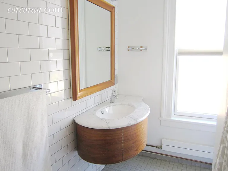 New York City Real Estate | View 285 13th Street, 2 | This bathroom has a huge enamel tub! | View 4
