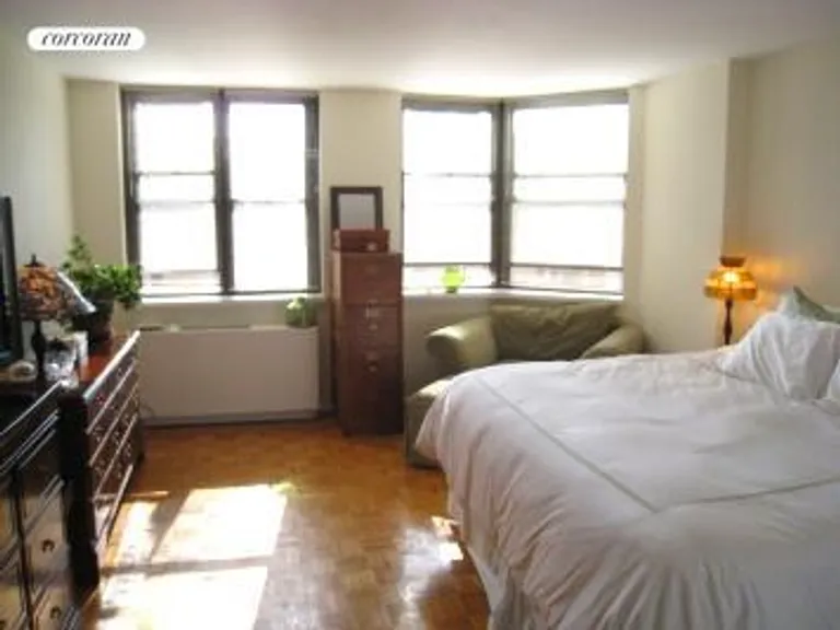 New York City Real Estate | View 255 West 85th Street, PH2B | room 14 | View 15
