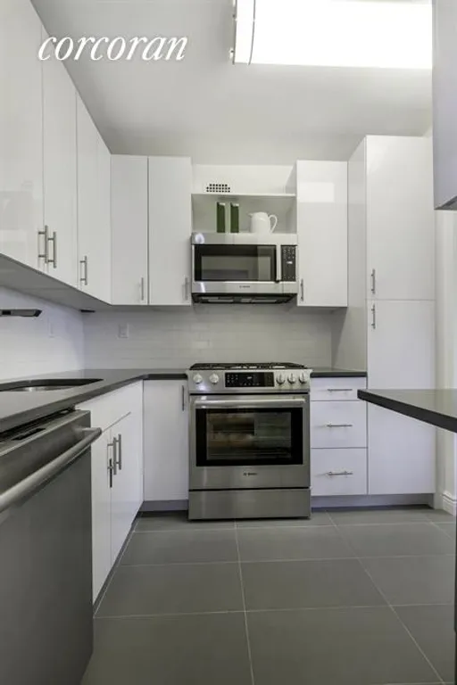 New York City Real Estate | View 300 East 74th Street, 9E | Kitchen | View 2