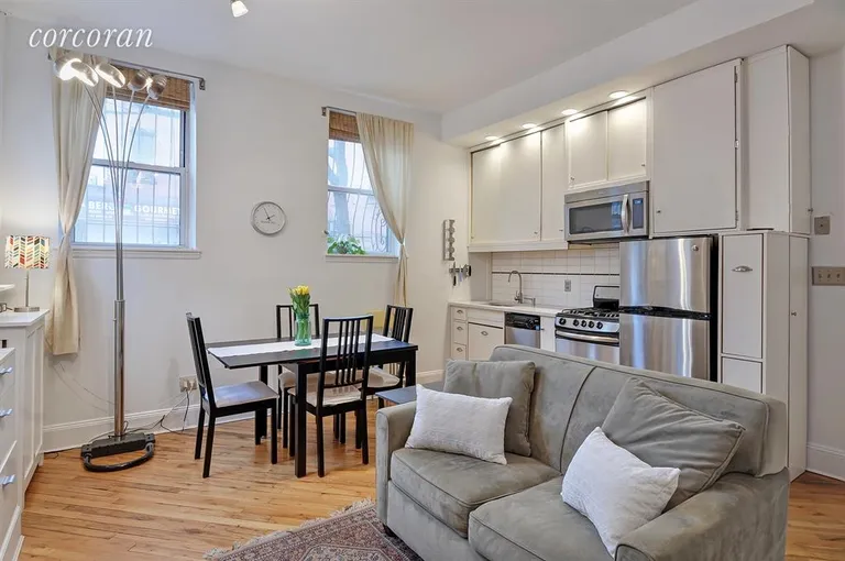 New York City Real Estate | View 256 Bergen Street, 1F | Kitchen / Living Room | View 3