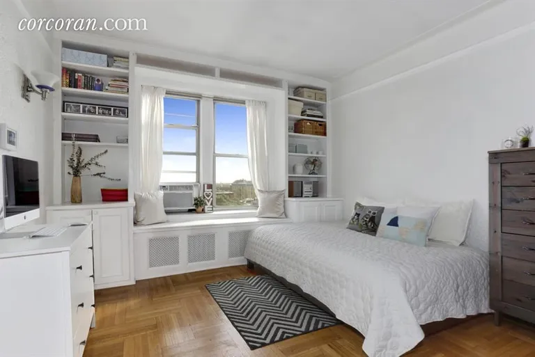 New York City Real Estate | View 451 Clinton Avenue, 6D | room 1 | View 2