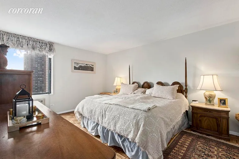 New York City Real Estate | View 1619 Third Avenue, 14H | 05 | View 5