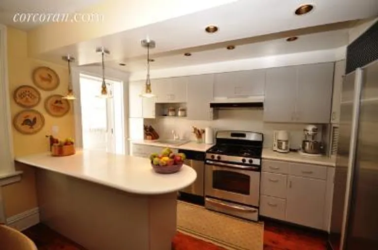 New York City Real Estate | View 15 Cheever Place, GARDEN | room 3 | View 4