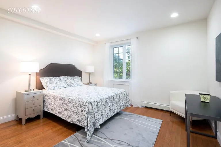 New York City Real Estate | View 480 Eastern Parkway, 2B | room 3 | View 4