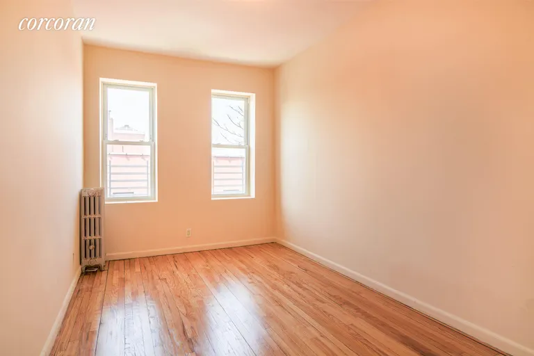 New York City Real Estate | View 47-42 48th Street, 3R | room 1 | View 2