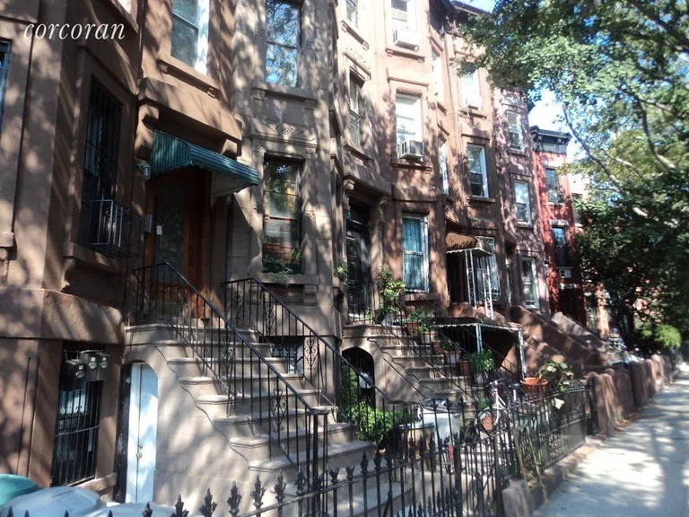 New York City Real Estate | View 653 De Graw Street, 1 | room 3 | View 4