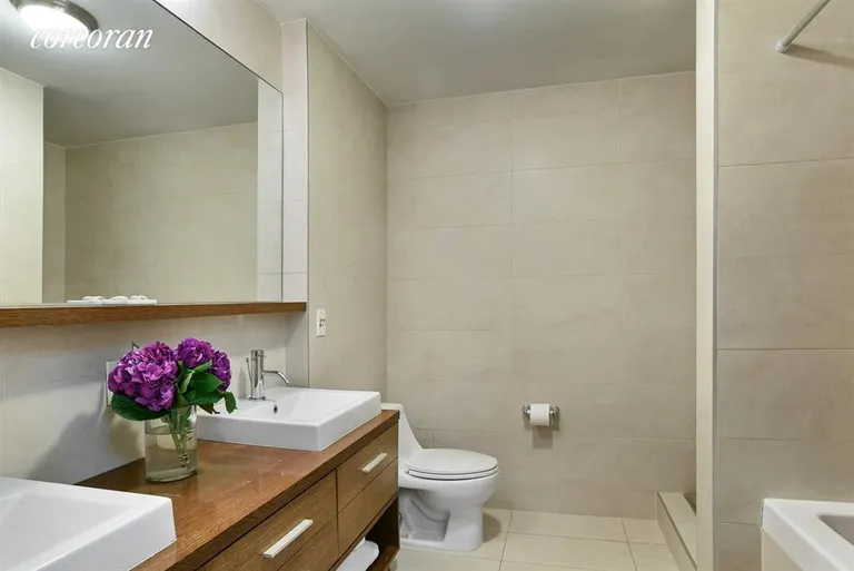 New York City Real Estate | View 133 Water Street, 7A | Master Bathroom | View 12