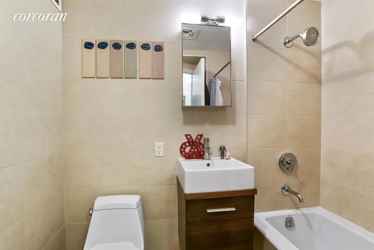 New York City Real Estate | View 133 Water Street, 7A | Bathroom | View 14