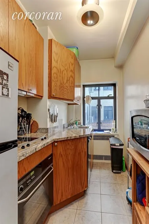 New York City Real Estate | View 160 Columbia Heights, 2C | Kitchen | View 2