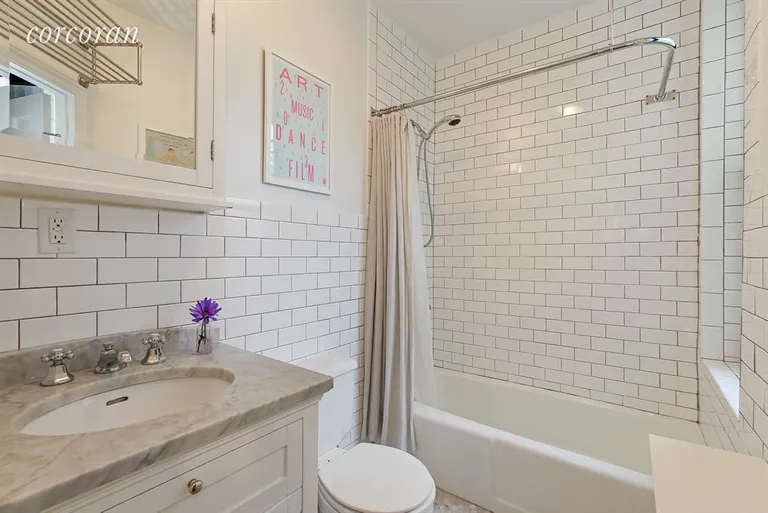 New York City Real Estate | View 22 Lincoln Place, 2R | Bathroom | View 6