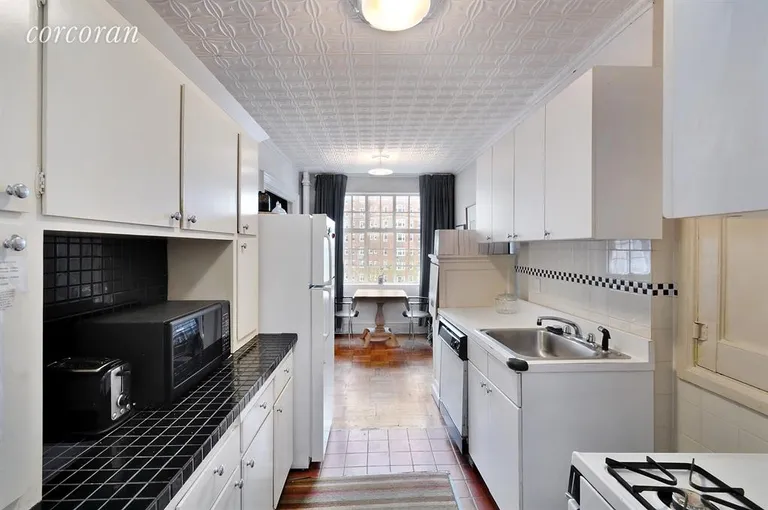 New York City Real Estate | View 116 Pinehurst Avenue, C44 | Kitchen with dining area attached | View 2
