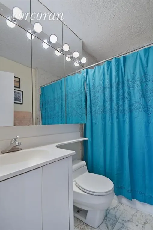 New York City Real Estate | View 404 East 79th Street, 10F | Bathroom | View 5