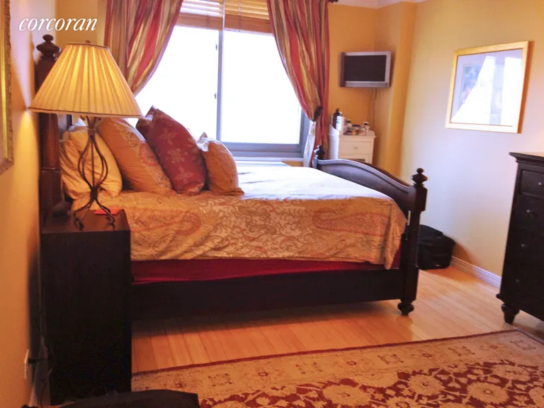 New York City Real Estate | View 2025 Broadway, 16-K | room 2 | View 3