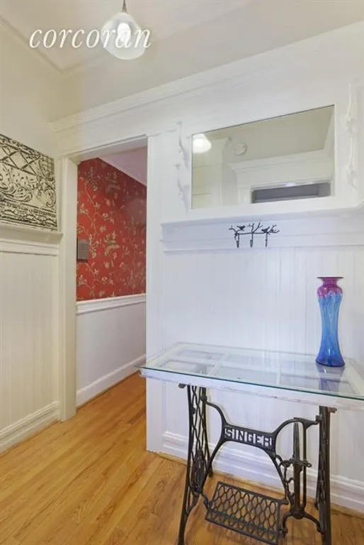 New York City Real Estate | View 226 Saint James Place, 2R | Foyer | View 9
