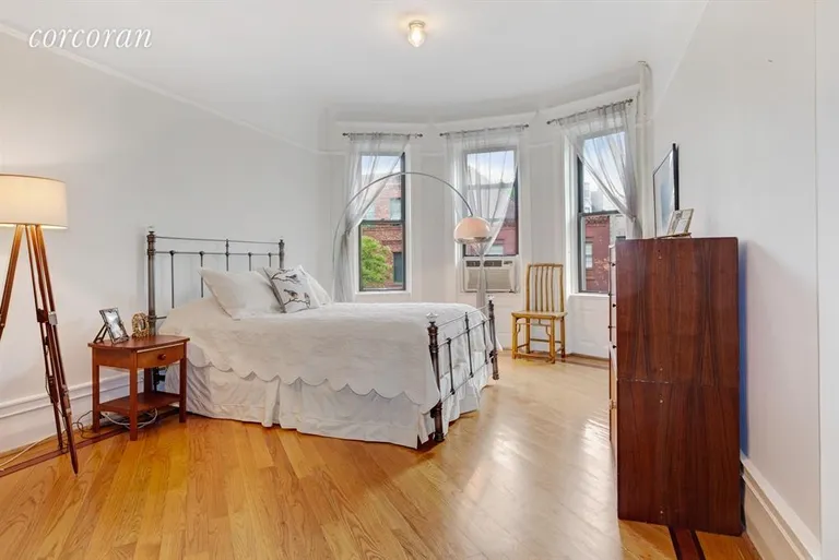 New York City Real Estate | View 226 Saint James Place, 2R | room 4 | View 5