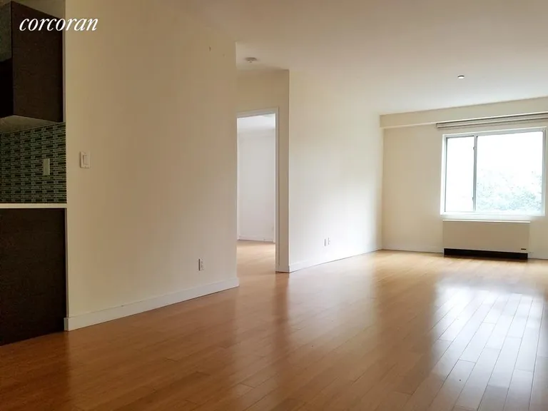 New York City Real Estate | View 2021 First Avenue, 2B | room 8 | View 9