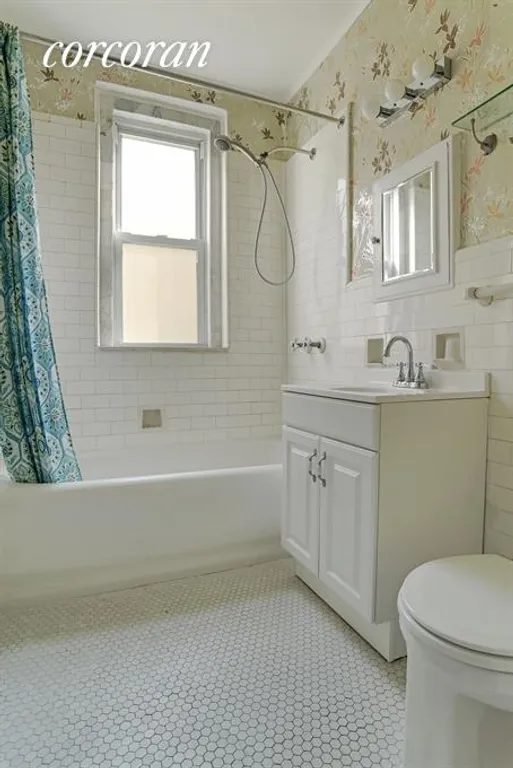 New York City Real Estate | View 647 41st Street, 3A | Bathroom | View 4