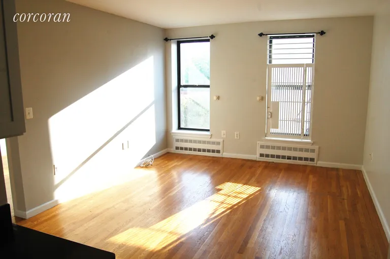 New York City Real Estate | View 420 Classon Avenue, 2A | Living Room 16'x12'7" | View 3