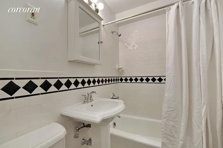 New York City Real Estate | View 444 East 84th Street, 2GH | Bathroom | View 7