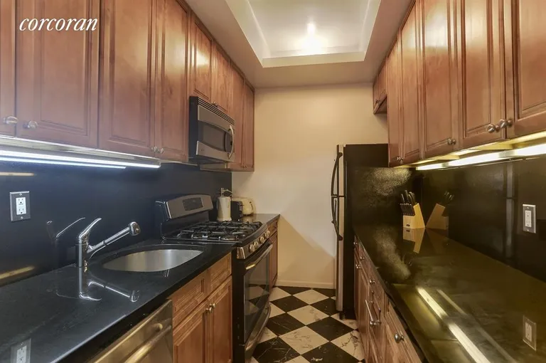 New York City Real Estate | View 23 West 68th Street, 3 | Kitchen | View 3