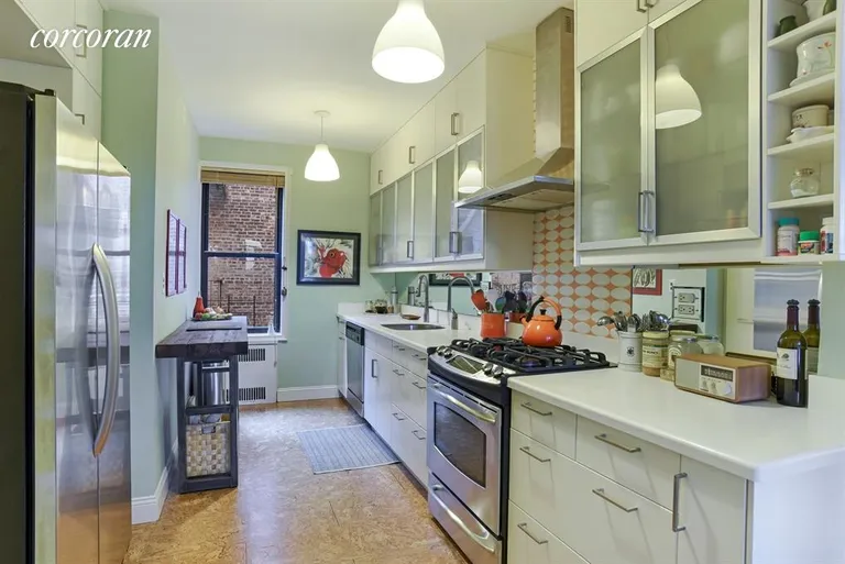 New York City Real Estate | View 415 Ocean Parkway, 5G | Kiss the cook! Lots of space and  | View 2