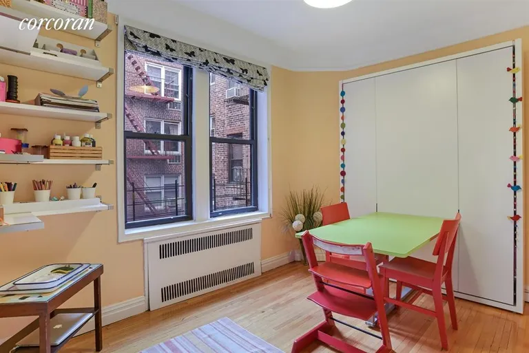 New York City Real Estate | View 415 Ocean Parkway, 5G | Transformative 3rd bdm with murphy bed + windows! | View 7